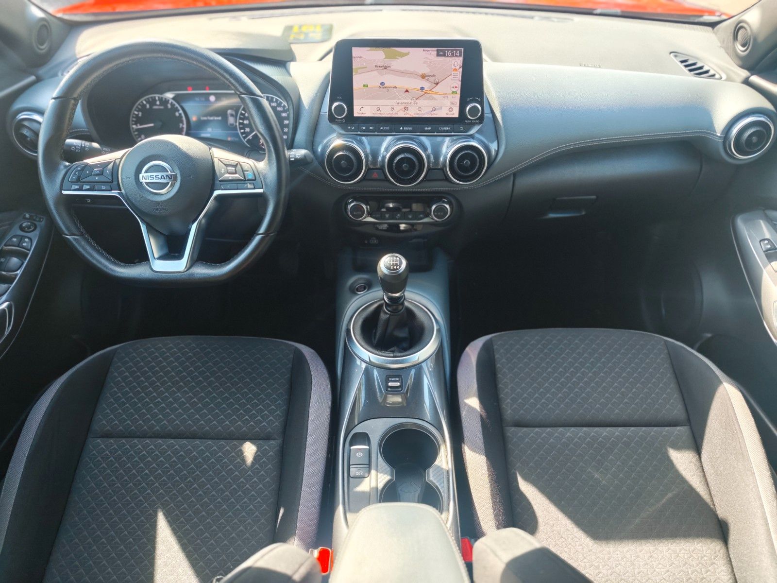 Fahrzeugabbildung Nissan JUKE N-DESIGN *VOLL-LED*360°*ALCANTARA*NAVI*