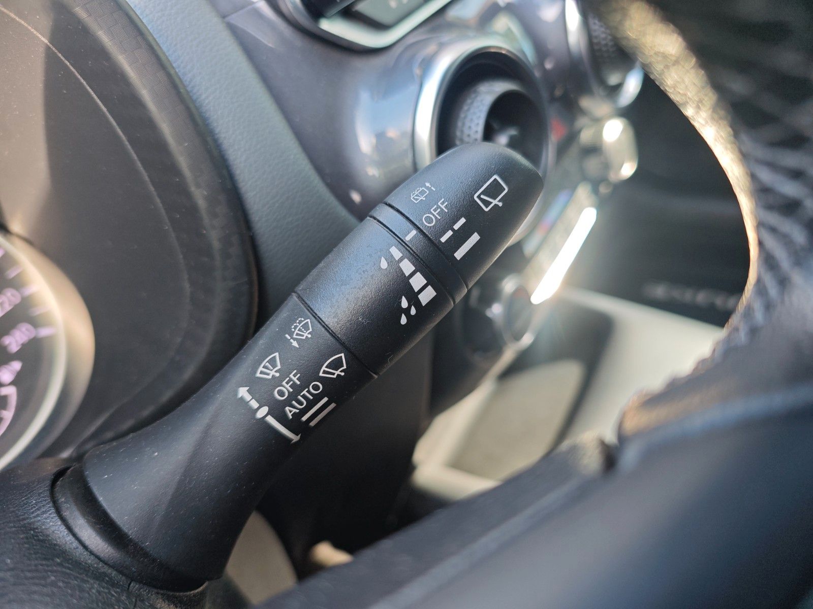 Fahrzeugabbildung Nissan JUKE N-DESIGN *VOLL-LED*360°*ALCANTARA*NAVI*