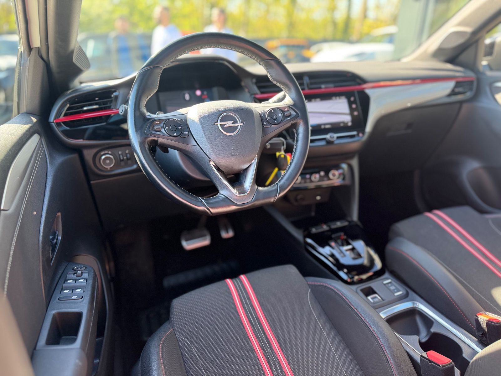 Fahrzeugabbildung Opel CORSA F GS LINE *AUT*NAVI*TEILLEDER*PANO*