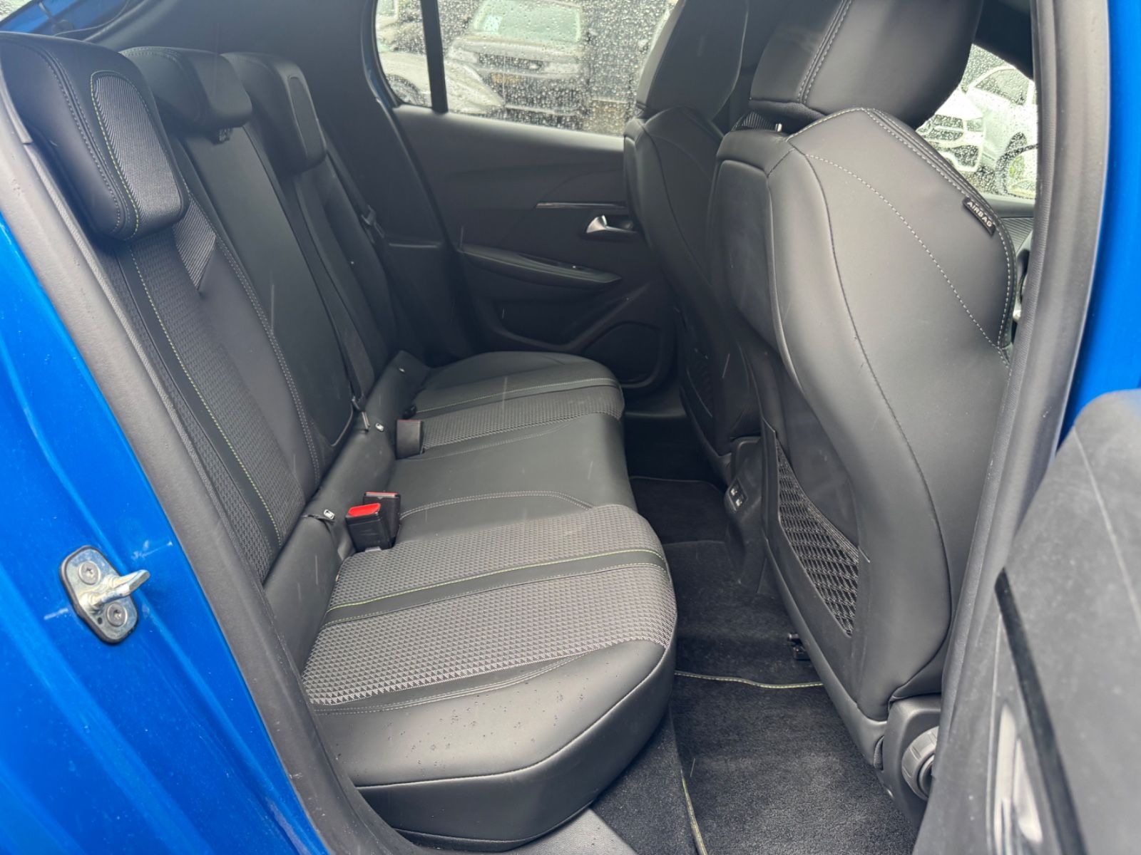Fahrzeugabbildung Peugeot 208 GT LINE *AUT*LED*NAVI*SHZ*VIRTUELL*ALU*