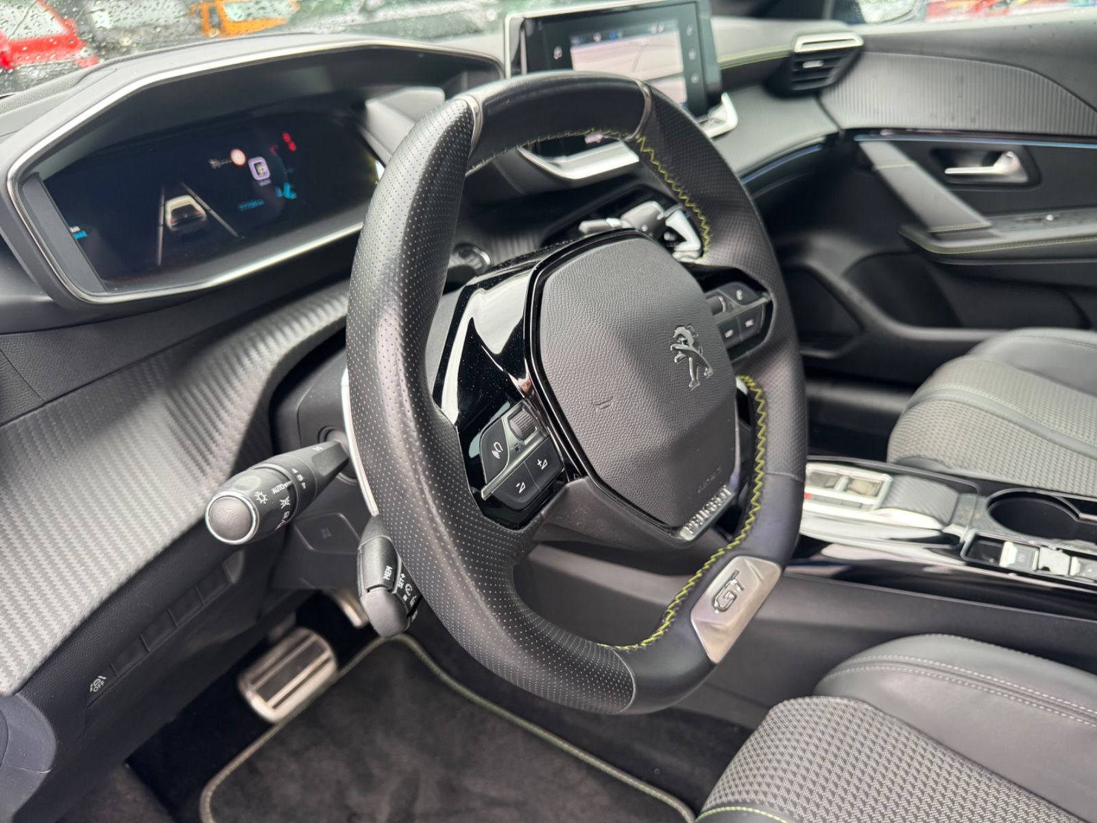 Fahrzeugabbildung Peugeot 208 GT LINE *AUT*LED*NAVI*SHZ*VIRTUELL*ALU*