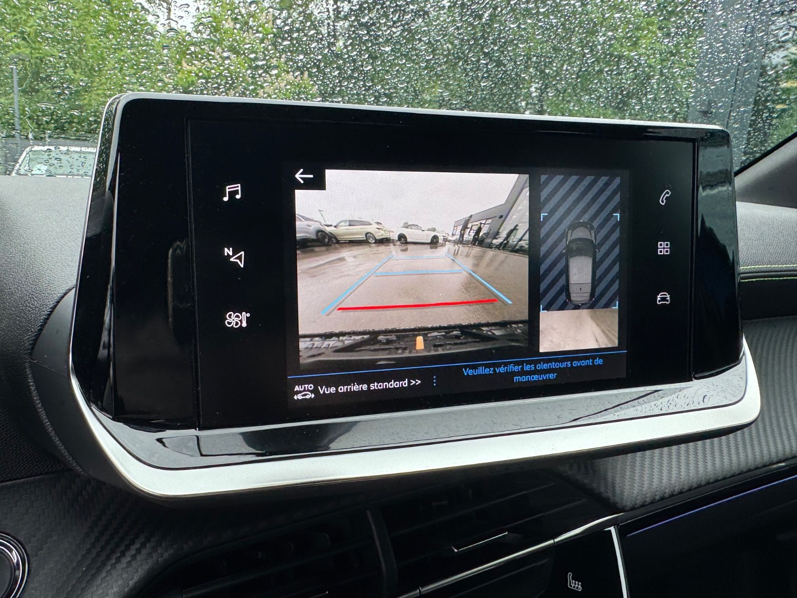 Fahrzeugabbildung Peugeot 208 GT LINE *AUT*LED*NAVI*SHZ*VIRTUELL*ALU*