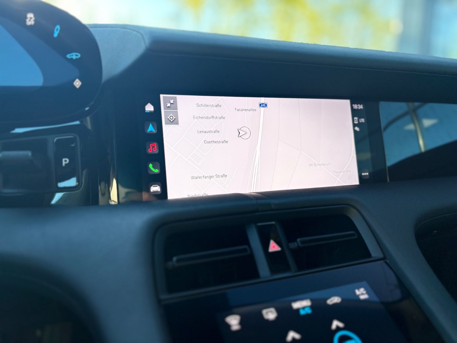 Fahrzeugabbildung Porsche TAYCAN CROSS TURISMO 4*PASM*KAMERA*PANORAMA*LED*