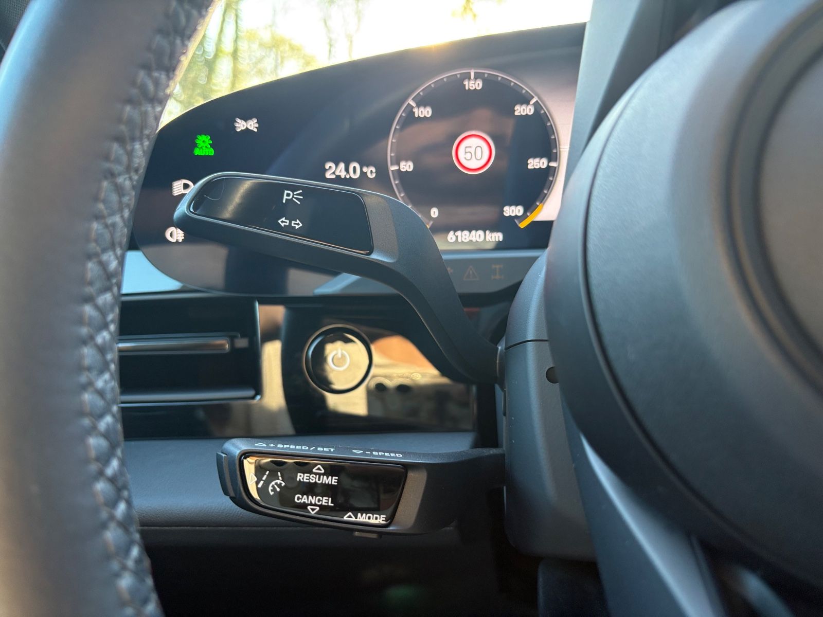 Fahrzeugabbildung Porsche TAYCAN CROSS TURISMO 4*PASM*KAMERA*PANORAMA*LED*