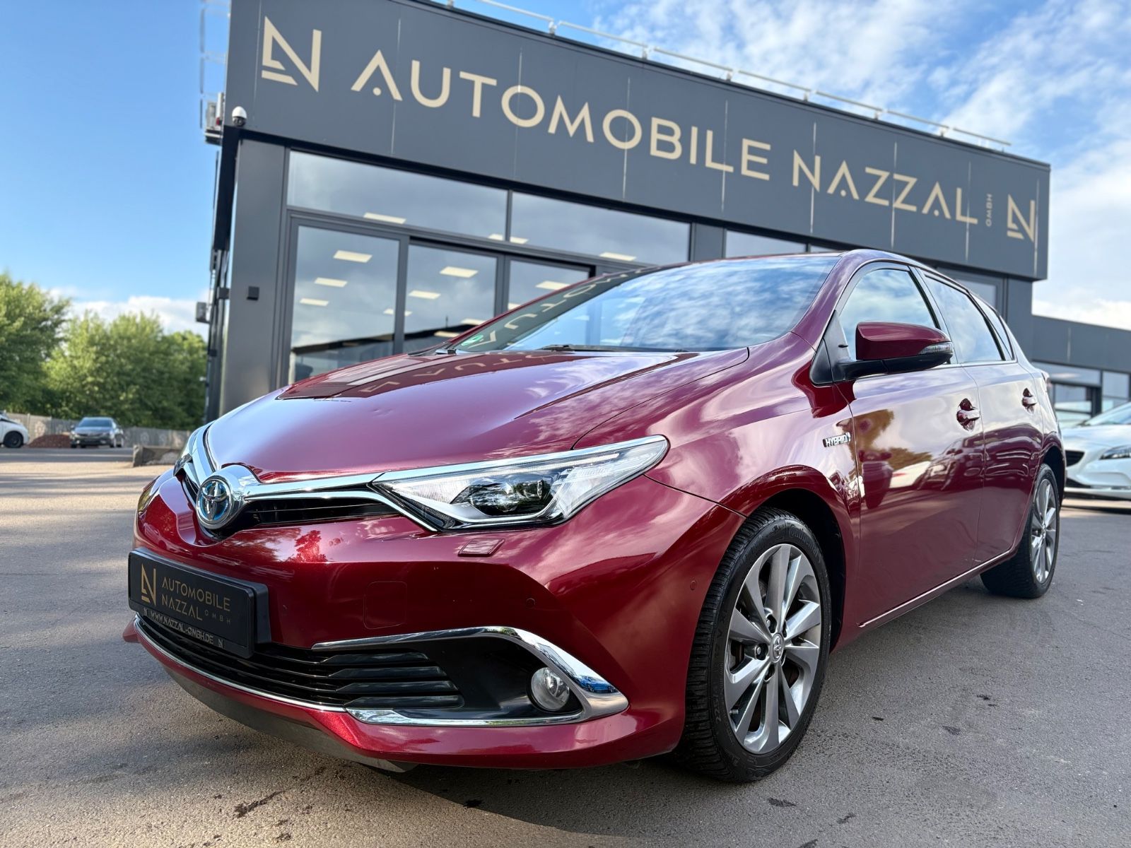 Fahrzeugabbildung Toyota AURIS EDITION-S *AUT*NAVI*LED*SHZ*ALU*TEILLEDER*