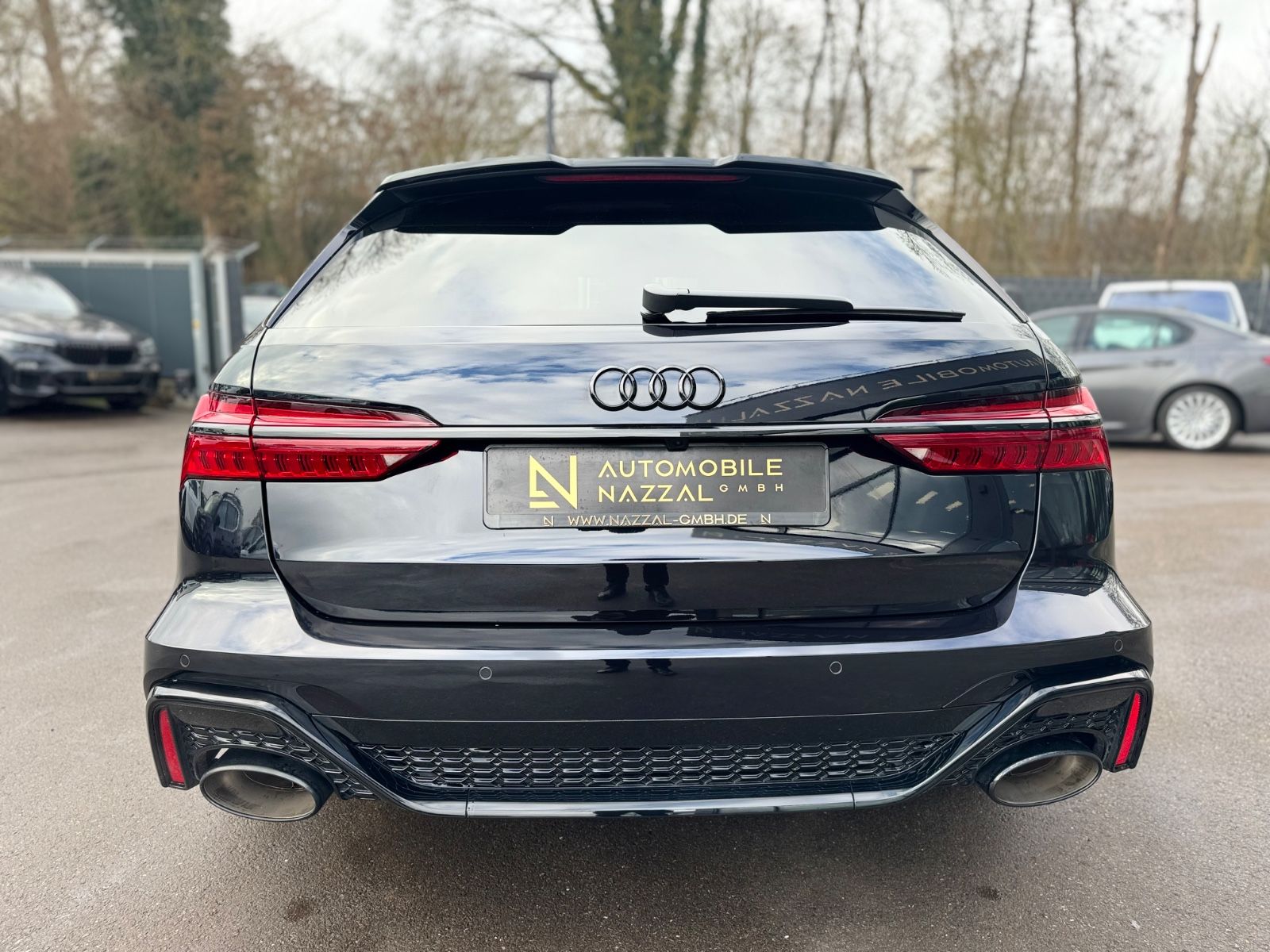 Fahrzeugabbildung Audi RS6 AVANT QUATTRO PERFORMANCE*22.Z*CARBON*AHK*