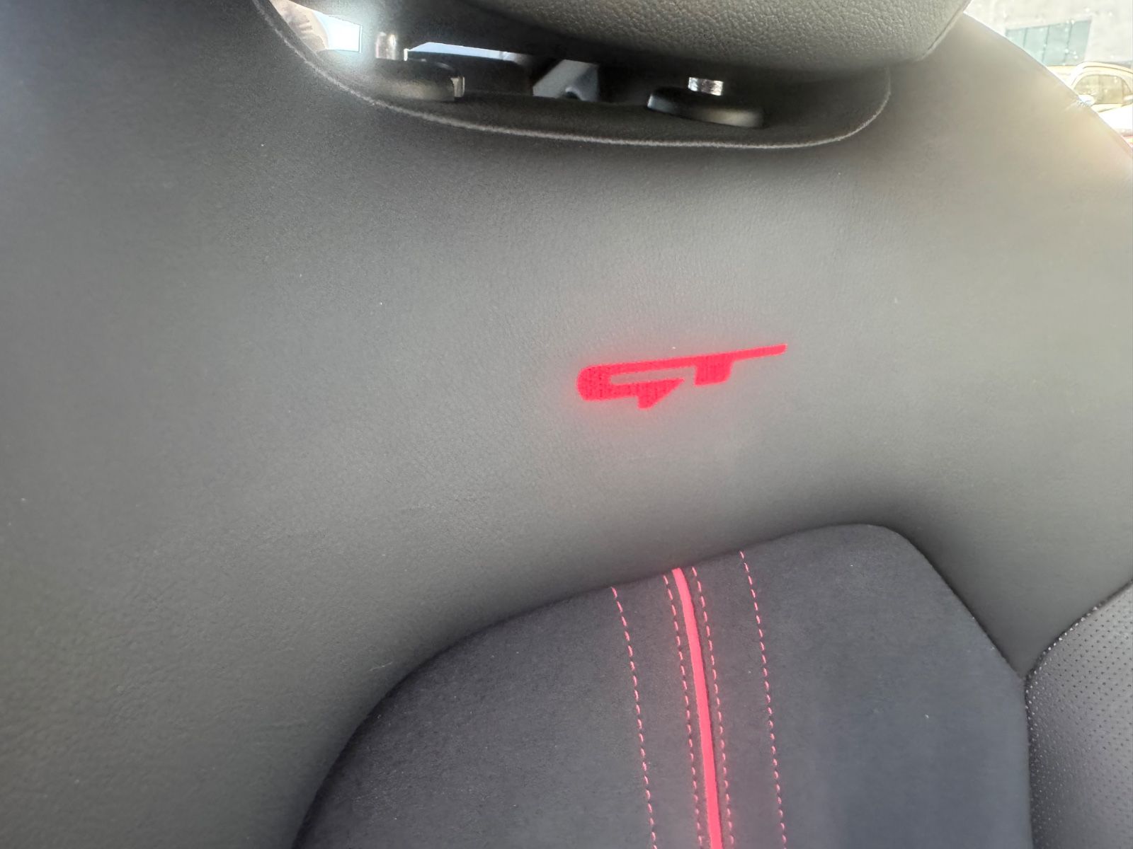 Fahrzeugabbildung Kia PRO CEE´D GT*AUT.*ALCANTARA*NAVI*R-KAMERA*