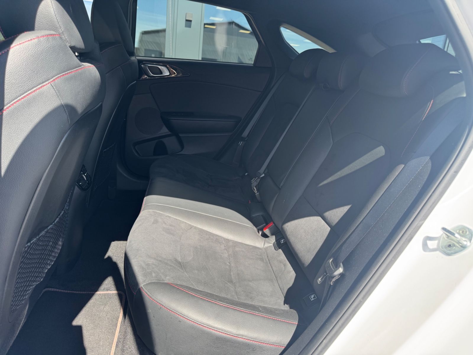 Fahrzeugabbildung Kia PRO CEE´D GT*AUT.*ALCANTARA*NAVI*R-KAMERA*