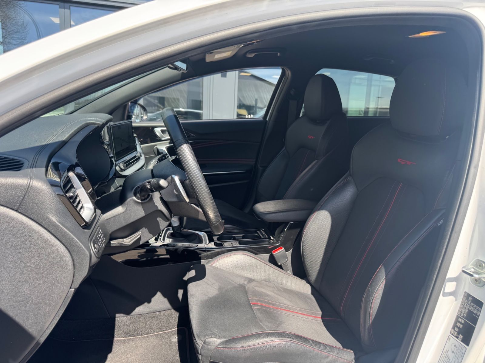 Fahrzeugabbildung Kia PRO CEE´D GT*AUT.*ALCANTARA*NAVI*R-KAMERA*