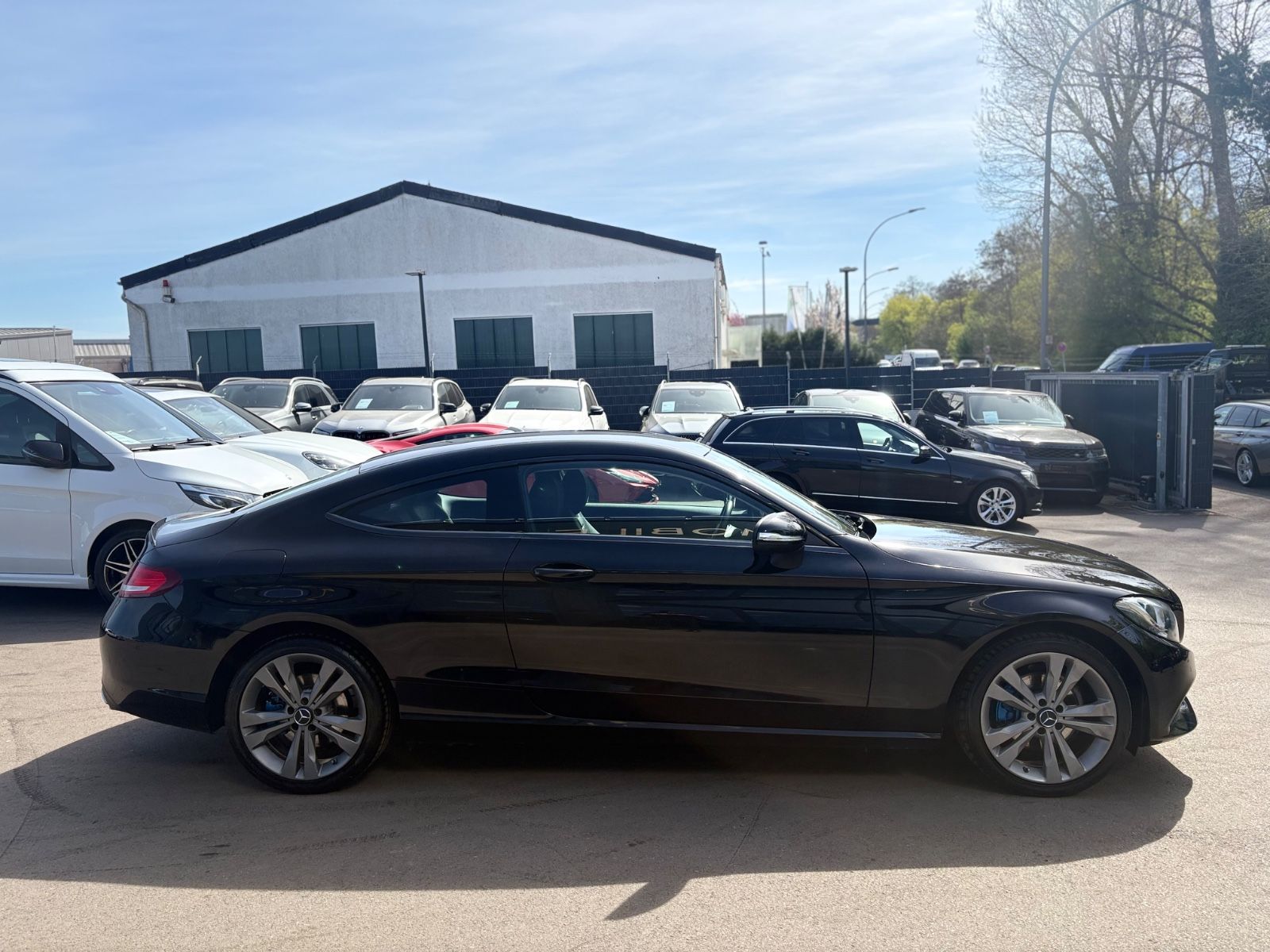 Fahrzeugabbildung Mercedes-Benz C 200 Coupe *NAVI*TEILLEDER*PDC*