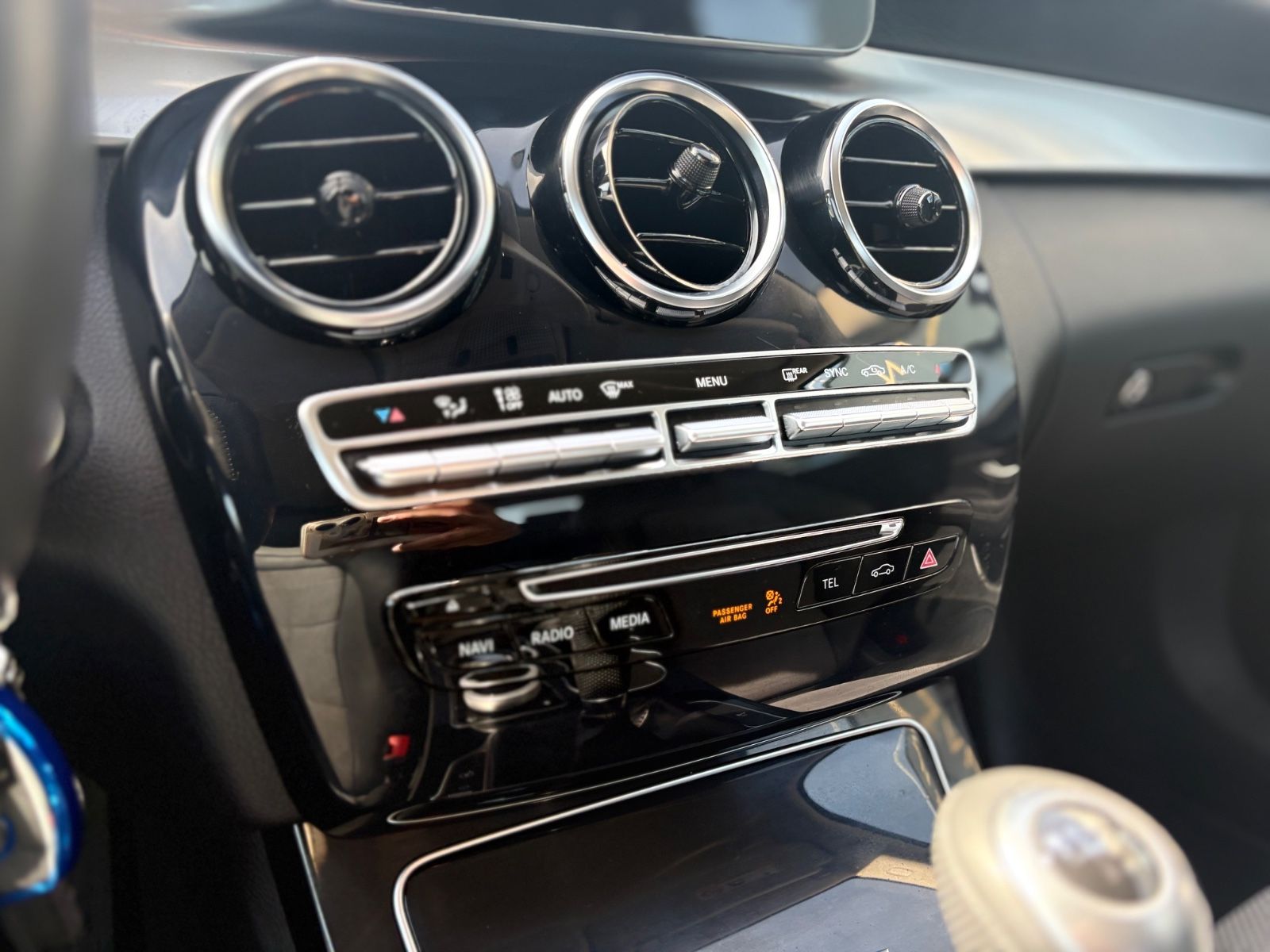 Fahrzeugabbildung Mercedes-Benz C 200 Coupe *NAVI*TEILLEDER*PDC*