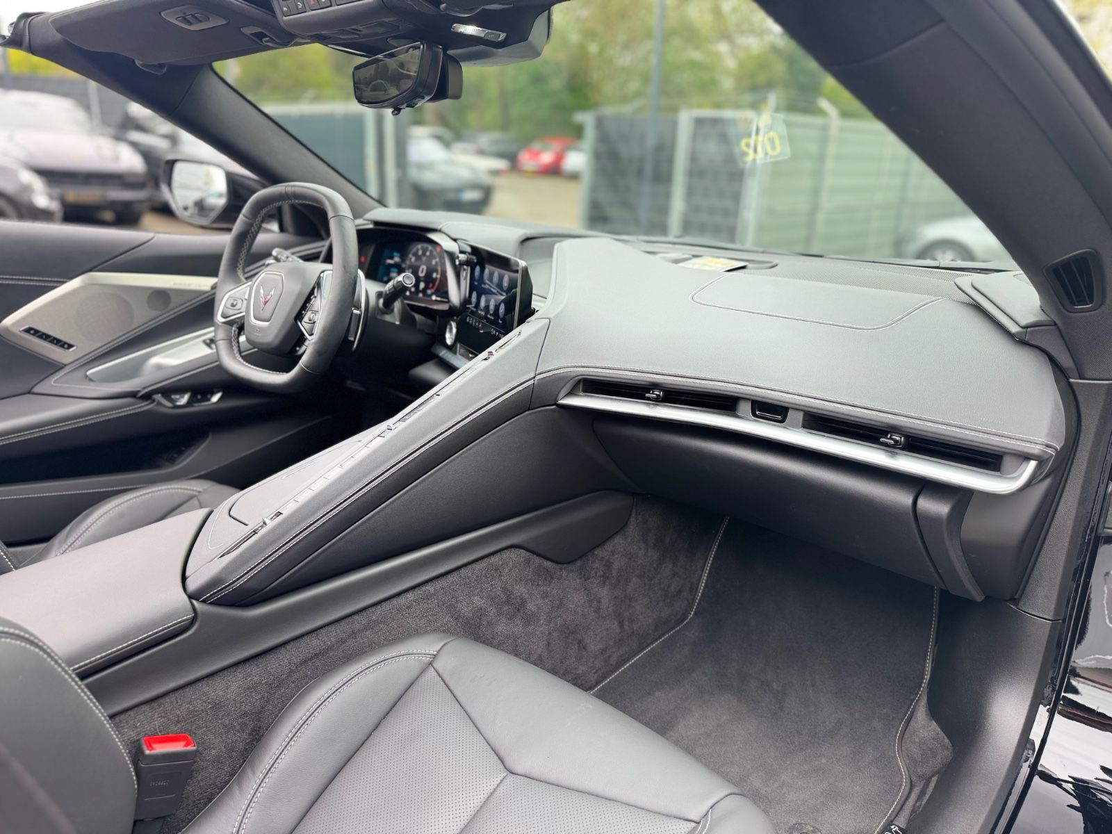 Fahrzeugabbildung Corvette C8 TARGA *STINGRAY*3LT*1.HD*UNFALLFREI*COC/EWG*