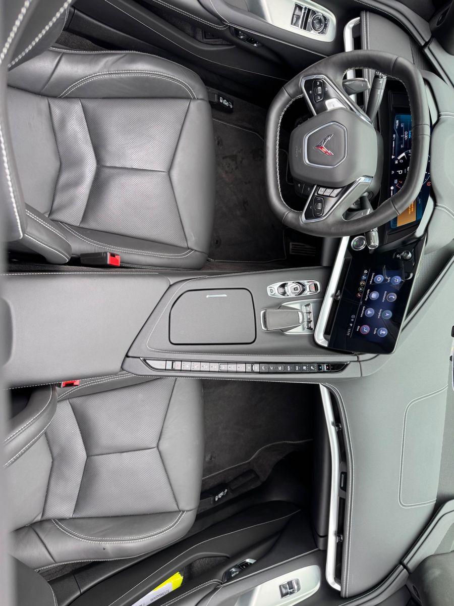 Fahrzeugabbildung Corvette C8 TARGA *STINGRAY*3LT*1.HD*UNFALLFREI*COC/EWG*