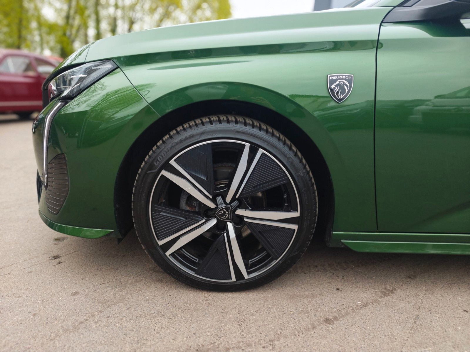 Fahrzeugabbildung Peugeot 308 GT*GT*SOUNDSYSTEM*NAVI*SHZ*KLIMAAUTO*