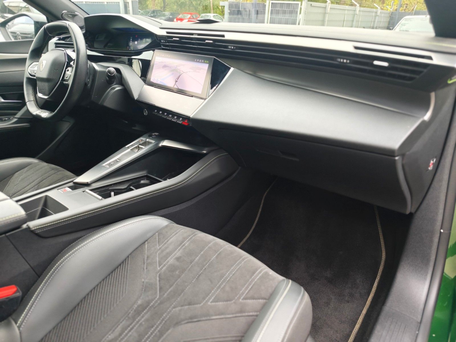 Fahrzeugabbildung Peugeot 308 GT*GT*SOUNDSYSTEM*NAVI*SHZ*KLIMAAUTO*