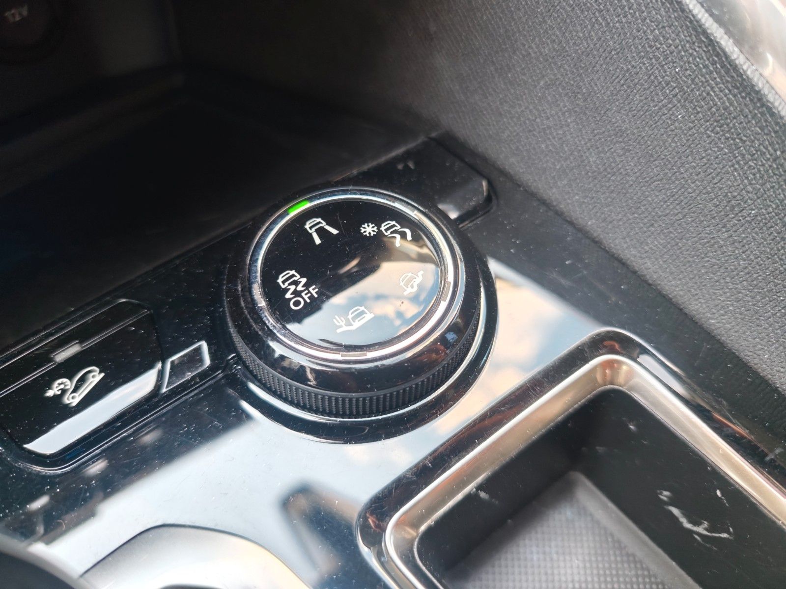 Fahrzeugabbildung Peugeot 5008*7 SITZER*AUTOMATIK*VIRTUELL*PACK ASSIST*2.H