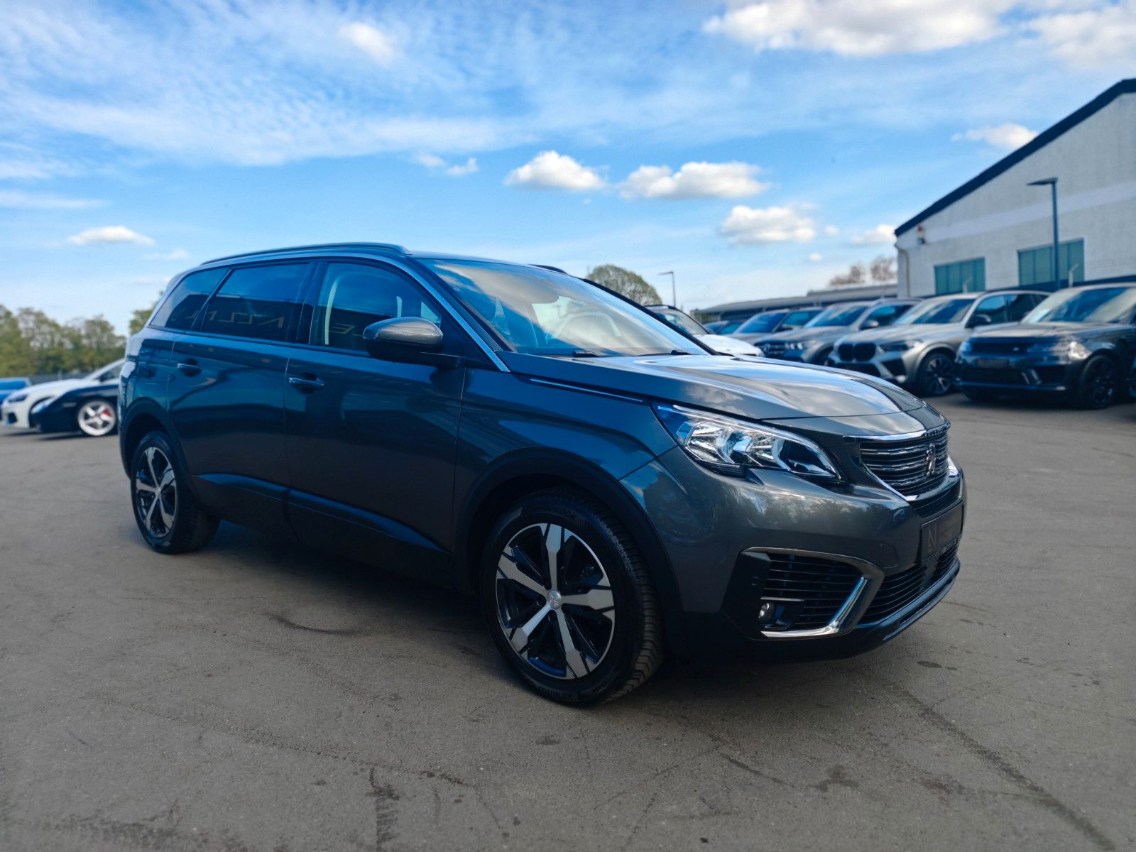 Fahrzeugabbildung Peugeot 5008*7 SITZER*AUTOMATIK*VIRTUELL*PACK ASSIST*2.H