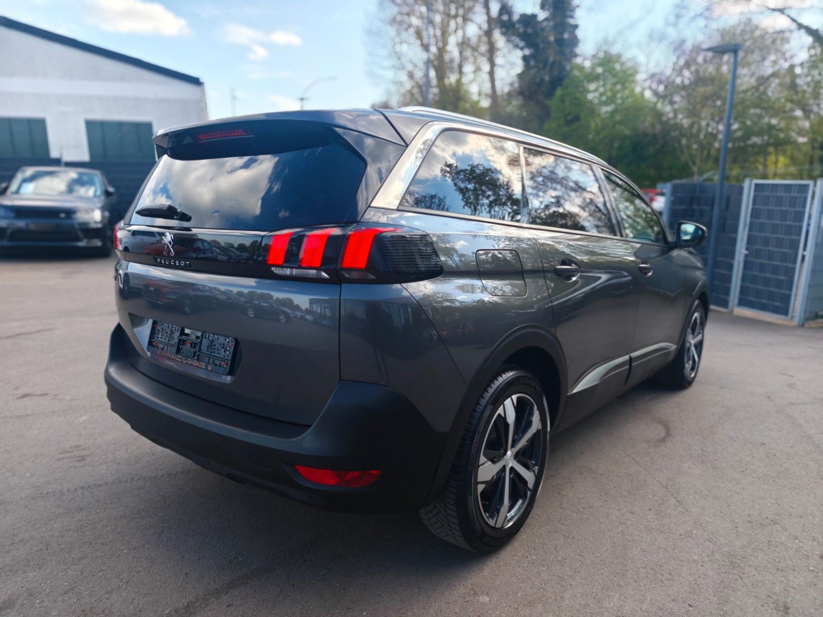 Fahrzeugabbildung Peugeot 5008*7 SITZER*AUTOMATIK*VIRTUELL*PACK ASSIST*2.H