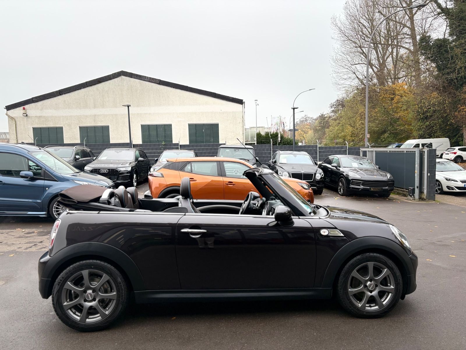 Fahrzeugabbildung MINI COOPER S CABRIO*HIGHGATE SONDERMODELL*ICED CHOCO