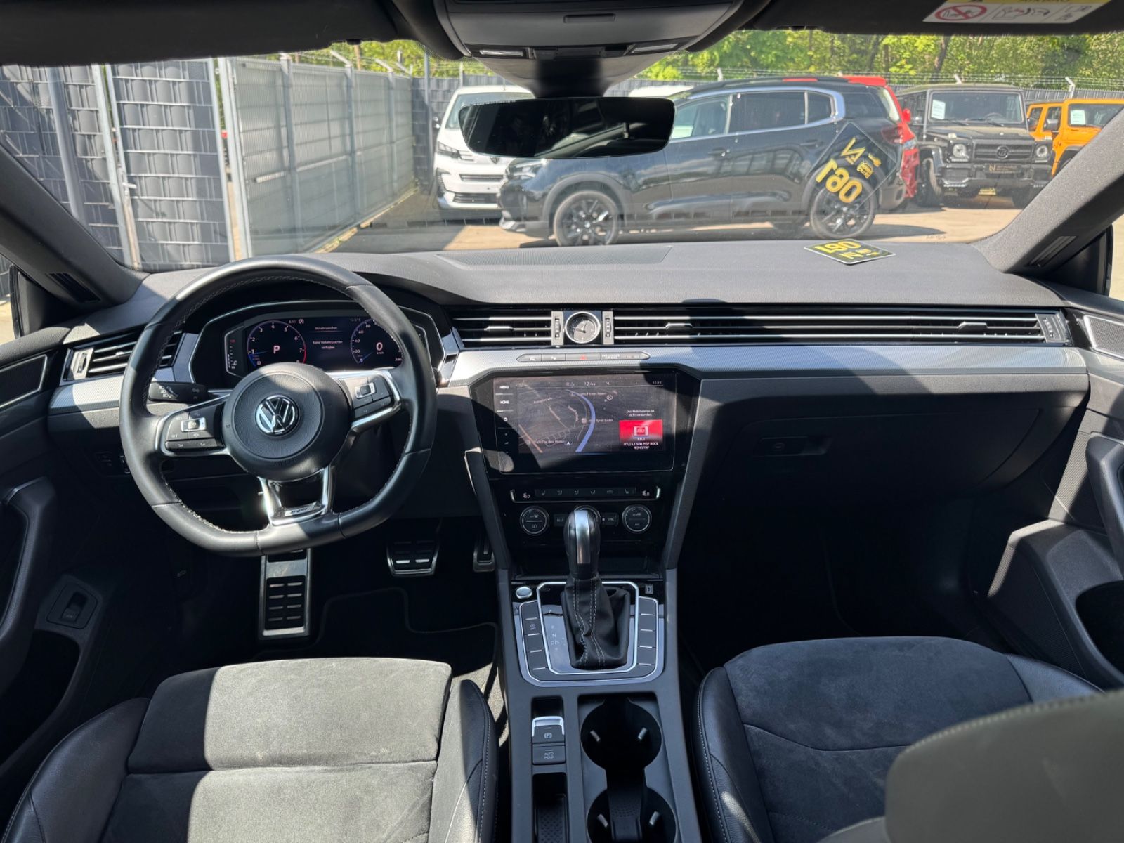 Fahrzeugabbildung Volkswagen ARTEON R-LINE*AUT*2.HD*ALCANTARA*LED*KAMERA*ACC*