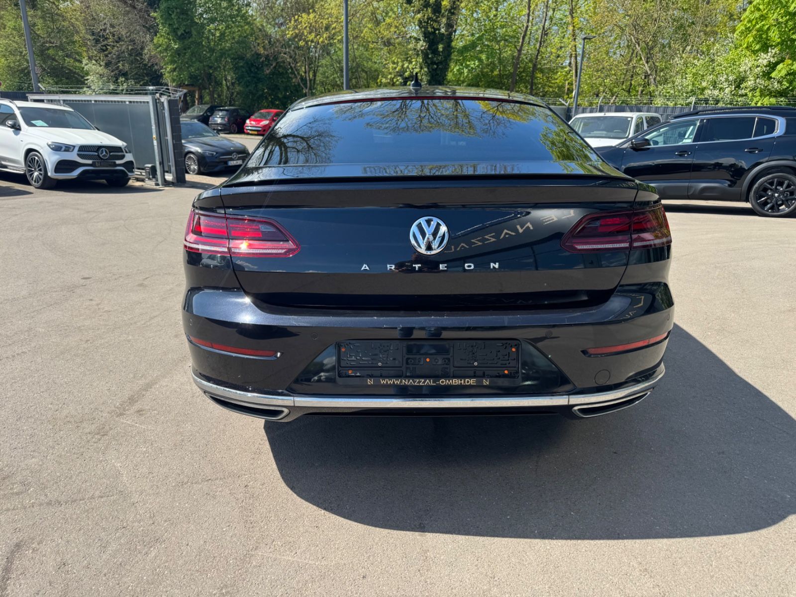 Fahrzeugabbildung Volkswagen ARTEON R-LINE*AUT*2.HD*ALCANTARA*LED*KAMERA*ACC*