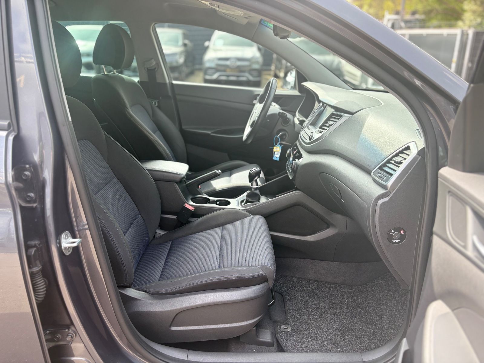 Fahrzeugabbildung Hyundai TUCSON BLUE TREND*KAMERA*NAVI*SITZHEIZUNG*1.HAND