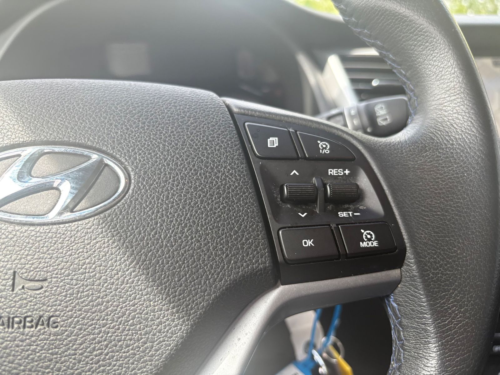 Fahrzeugabbildung Hyundai TUCSON BLUE TREND*KAMERA*NAVI*SITZHEIZUNG*1.HAND