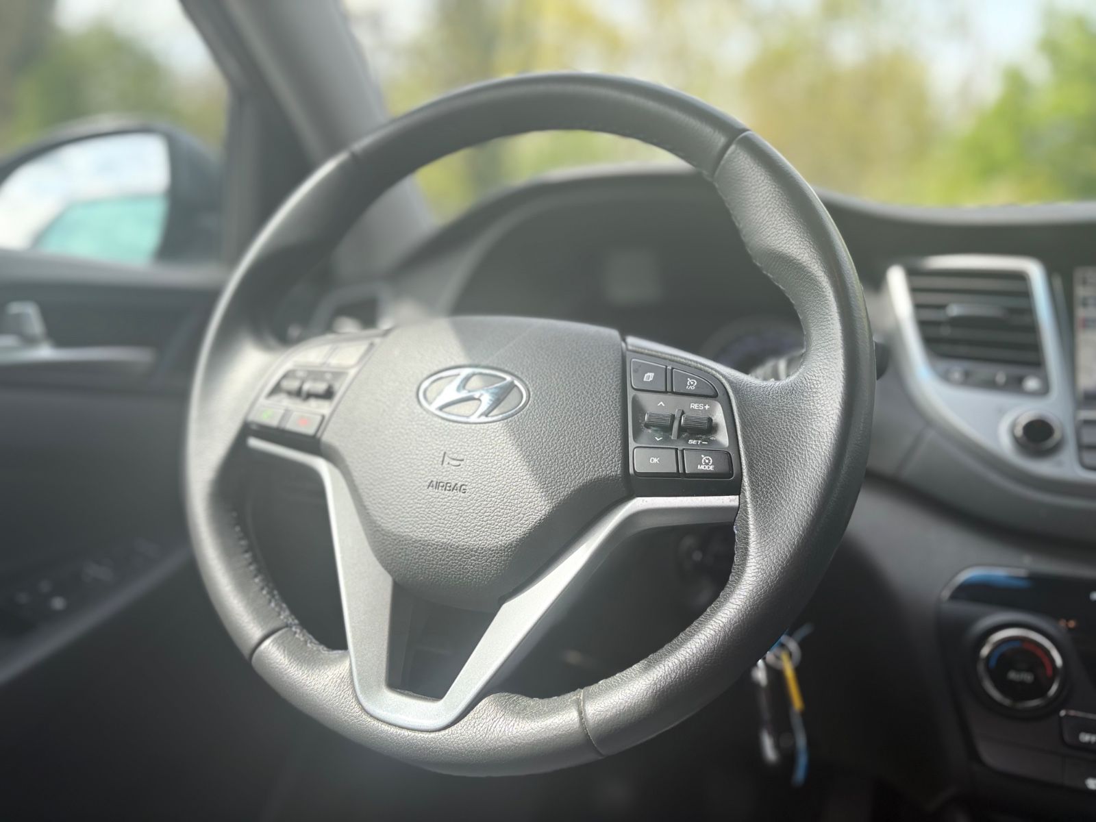 Fahrzeugabbildung Hyundai TUCSON BLUE TREND*KAMERA*NAVI*SITZHEIZUNG*1.HAND
