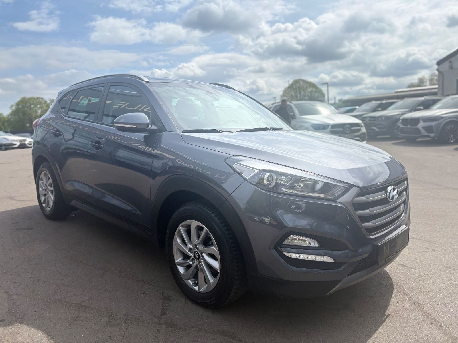 Fahrzeugabbildung Hyundai TUCSON BLUE TREND*KAMERA*NAVI*SITZHEIZUNG*1.HAND
