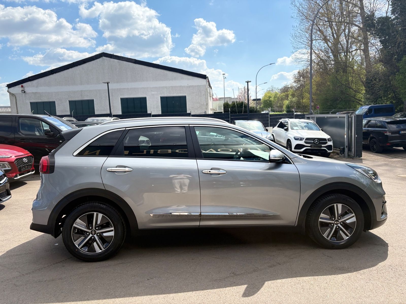 Fahrzeugabbildung Kia NIRO SPIRIT PLUG-IN HYBRID *SITZHEIZUNG*LEDER*