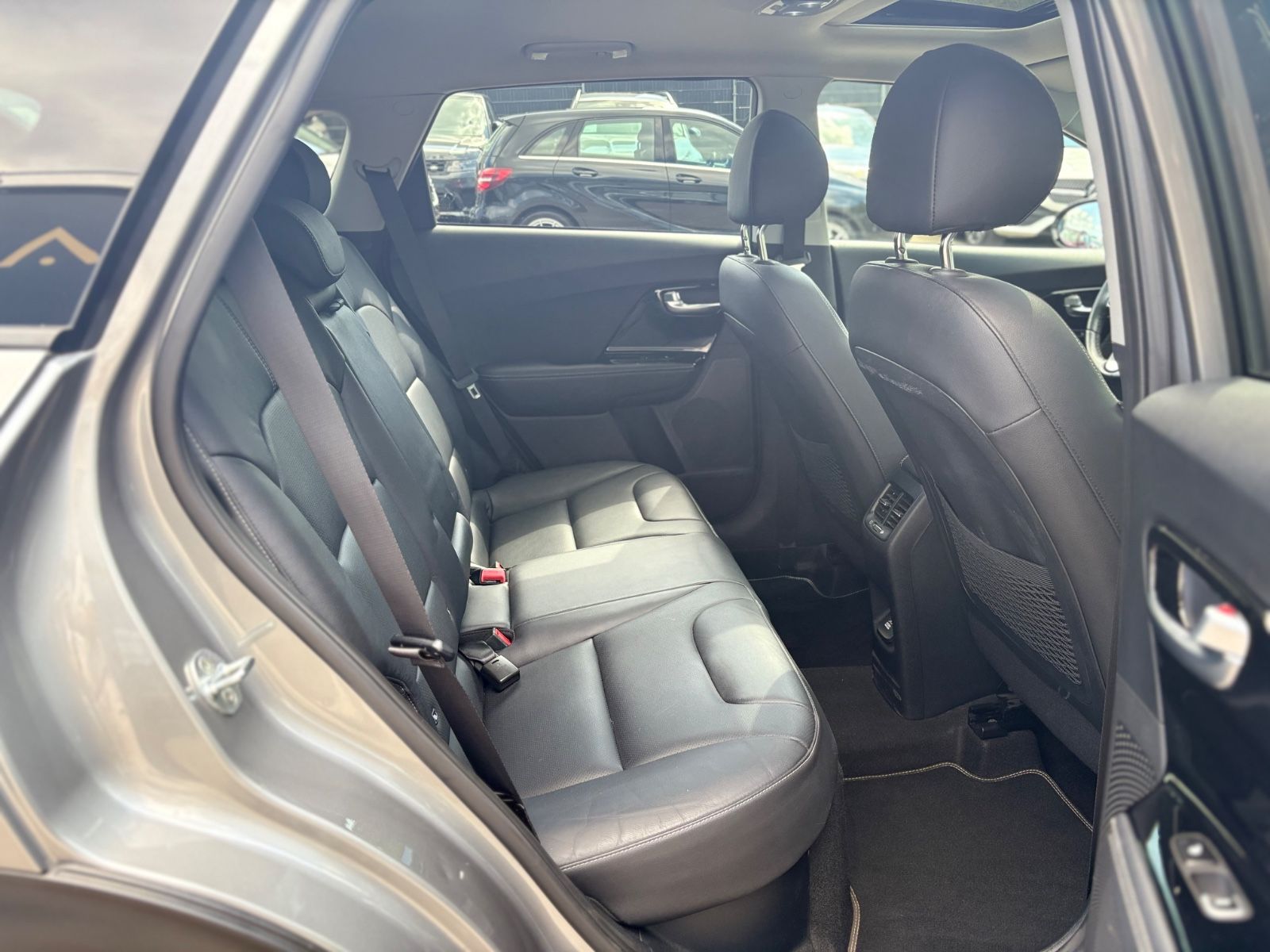 Fahrzeugabbildung Kia NIRO SPIRIT PLUG-IN HYBRID *SITZHEIZUNG*LEDER*