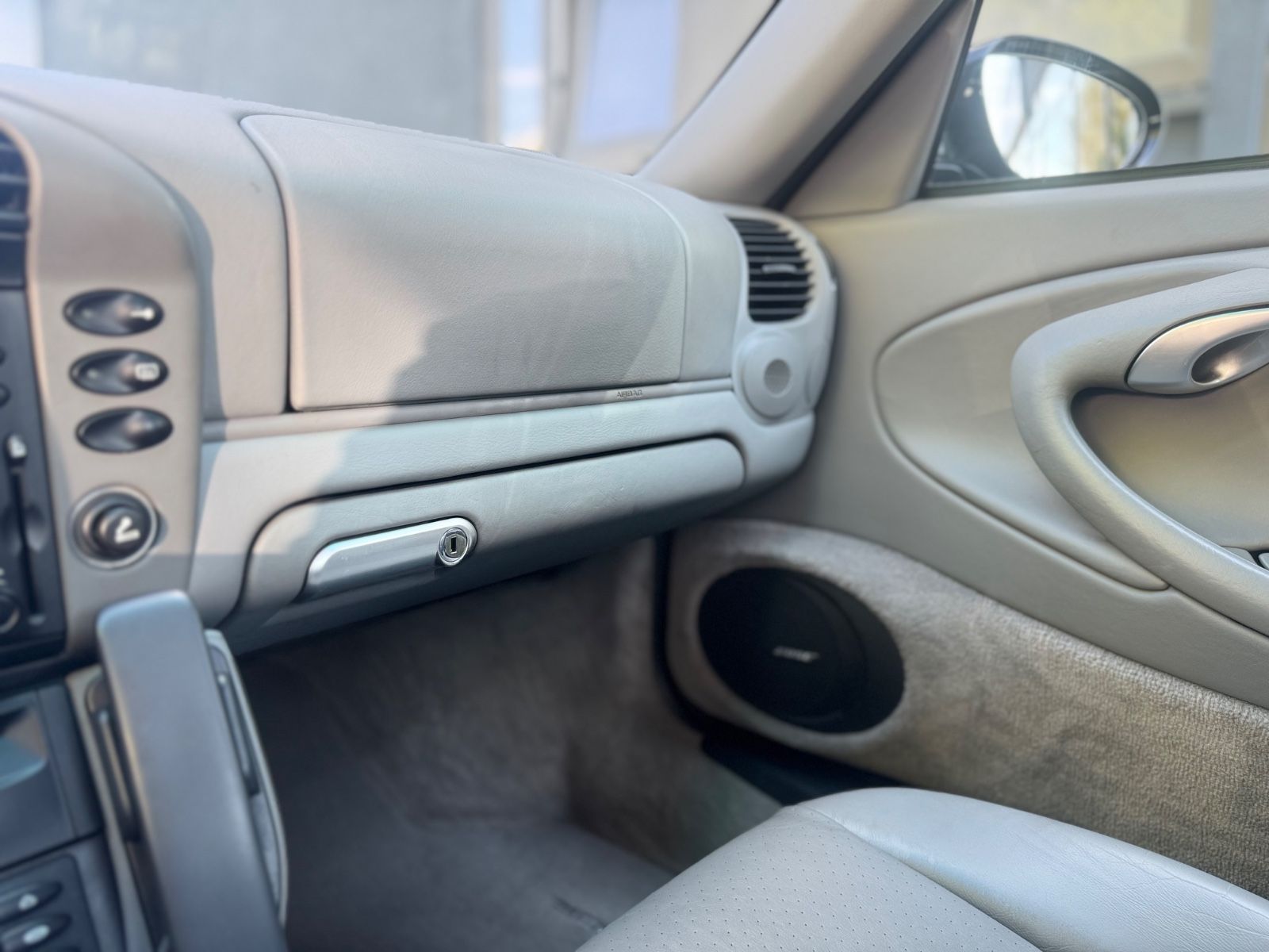 Fahrzeugabbildung Porsche 996 TURBO COUPE*AUT.*NAVI*BI-XENON*BOSE*EWG/COC*