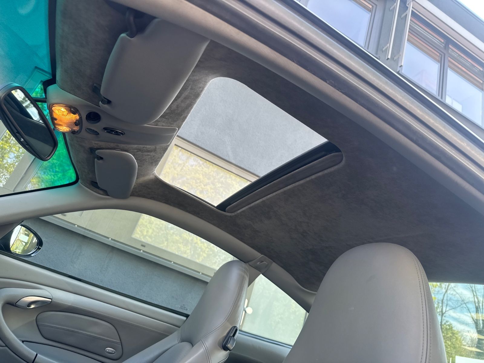 Fahrzeugabbildung Porsche 996 TURBO COUPE*AUT.*NAVI*BI-XENON*BOSE*EWG/COC*