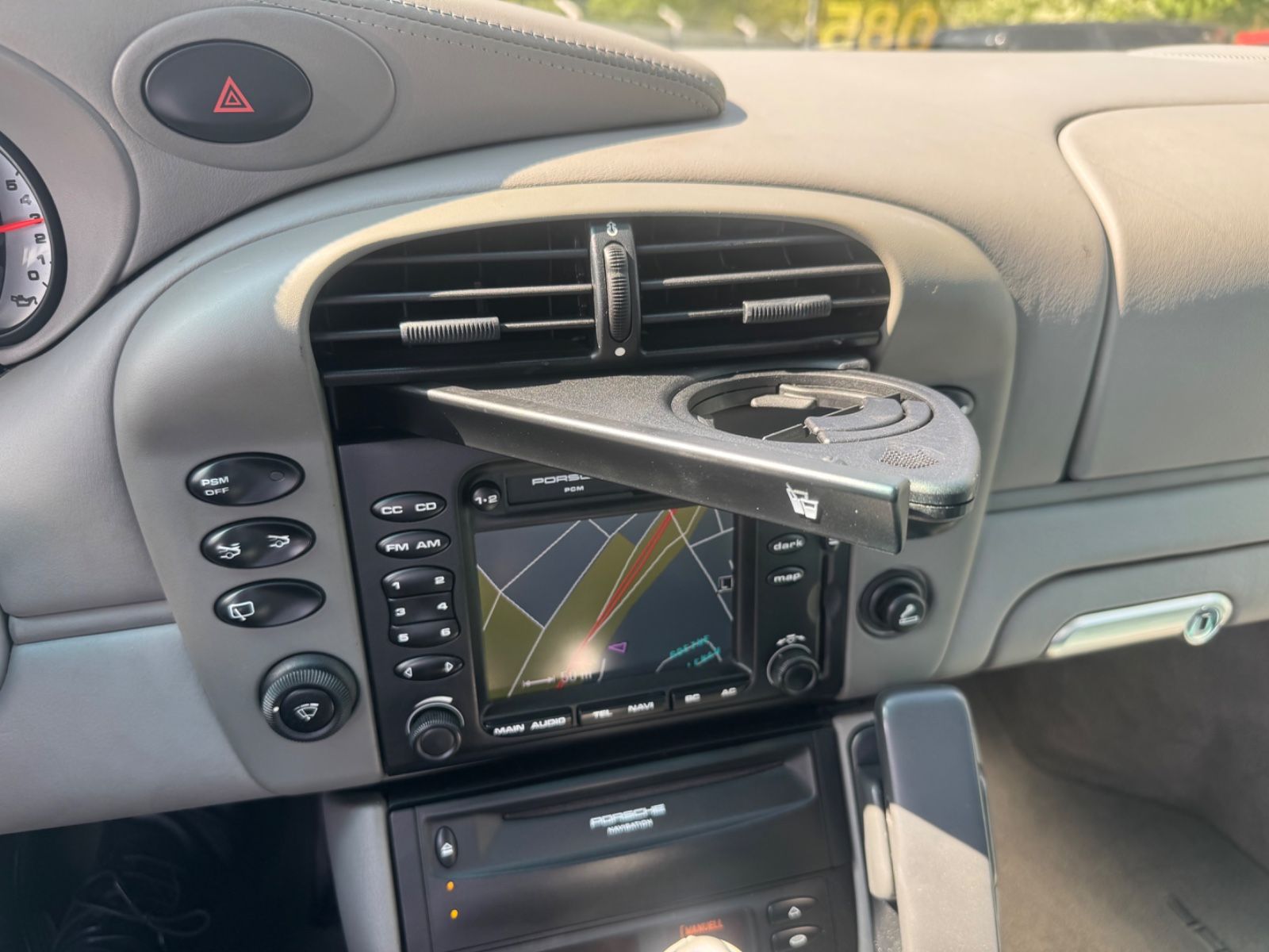 Fahrzeugabbildung Porsche 996 TURBO COUPE*AUT.*NAVI*BI-XENON*BOSE*EWG/COC*