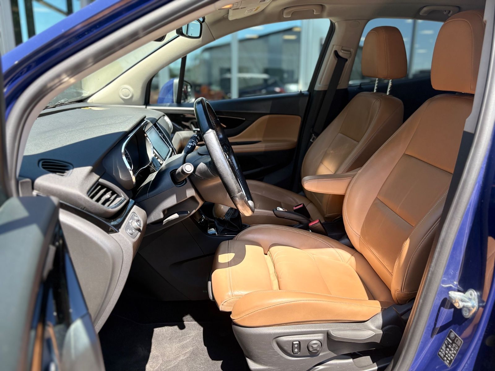 Fahrzeugabbildung Opel MOKKA X INNOVATION*2.HAND*LEDER*NAVI*SHZ*