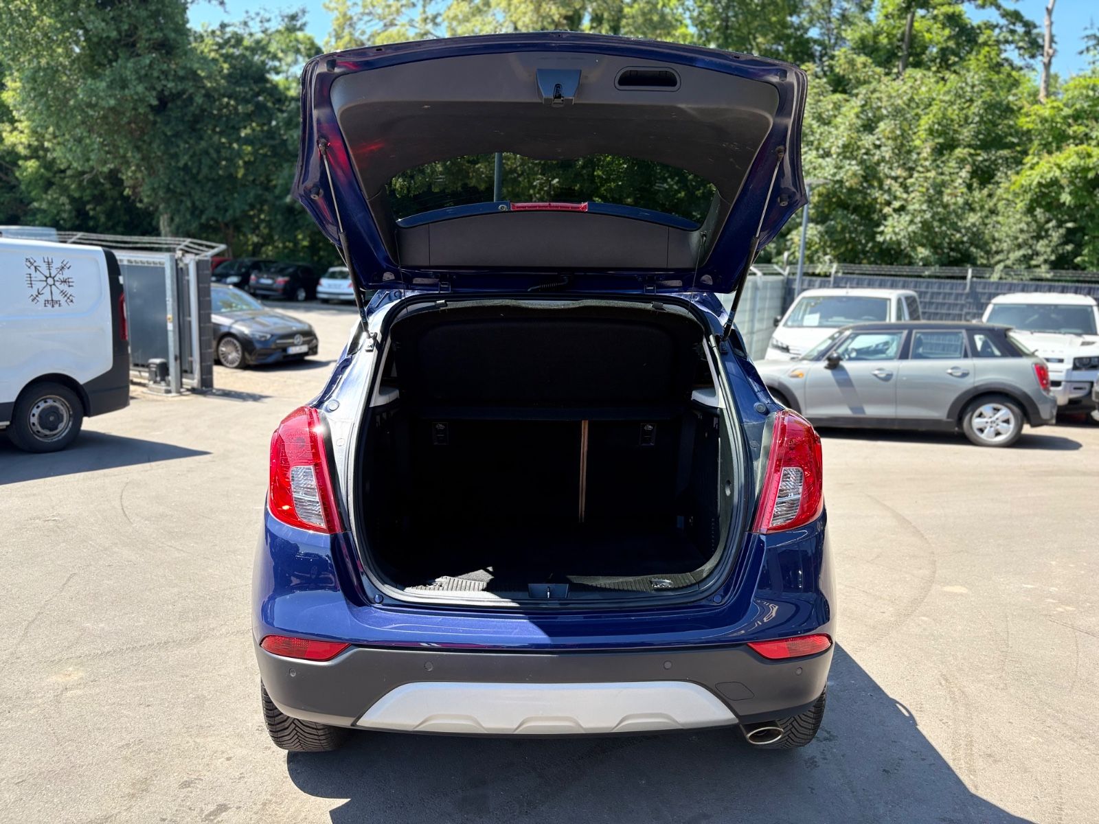 Fahrzeugabbildung Opel MOKKA X INNOVATION*2.HAND*LEDER*NAVI*SHZ*