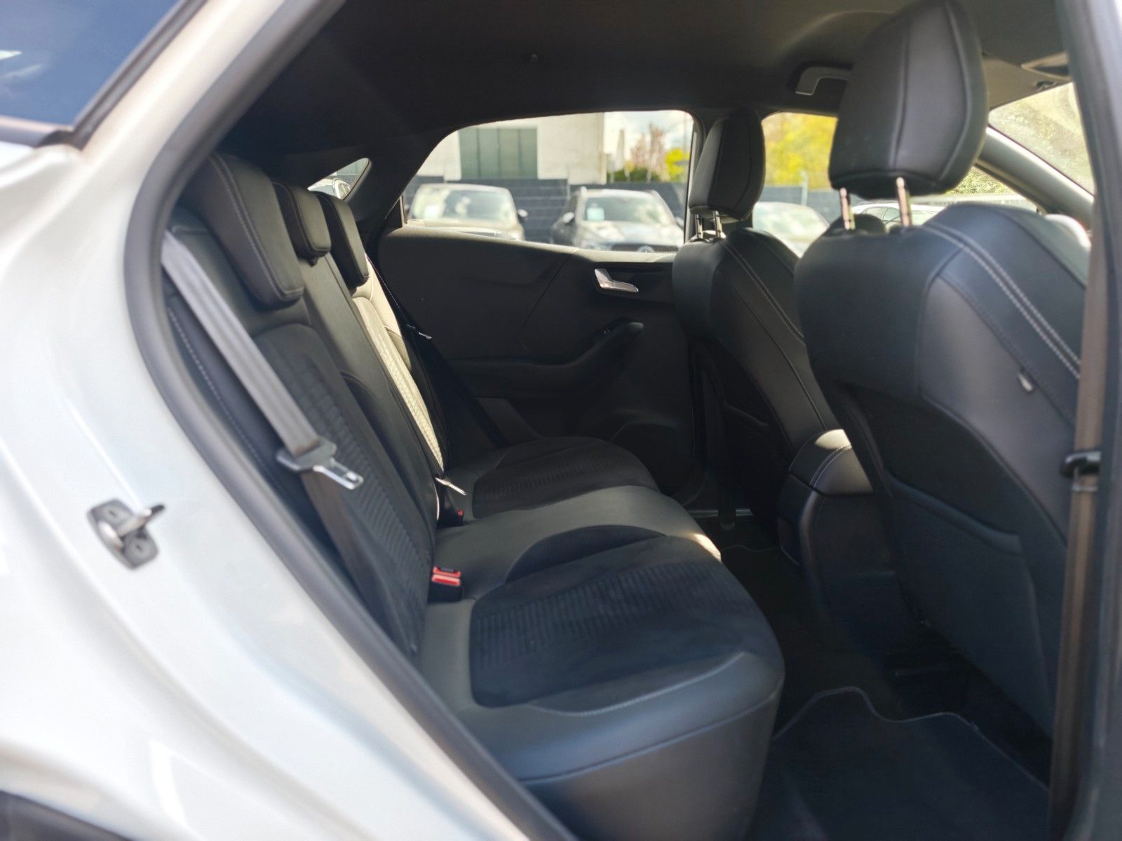 Fahrzeugabbildung Ford PUMA ST*RECARO SCHALEN*LED*KAMERA*ASSIST*1.HAND*