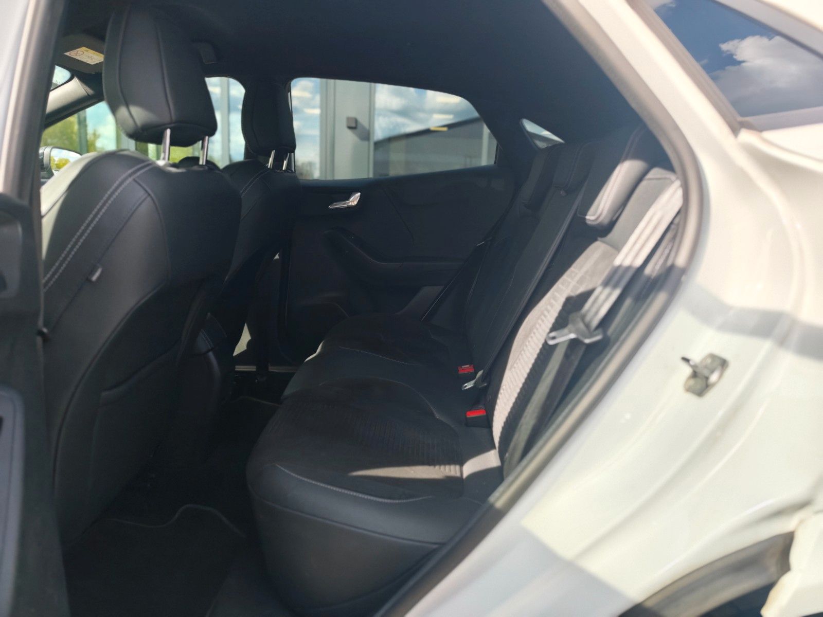 Fahrzeugabbildung Ford PUMA ST*RECARO SCHALEN*LED*KAMERA*ASSIST*1.HAND*