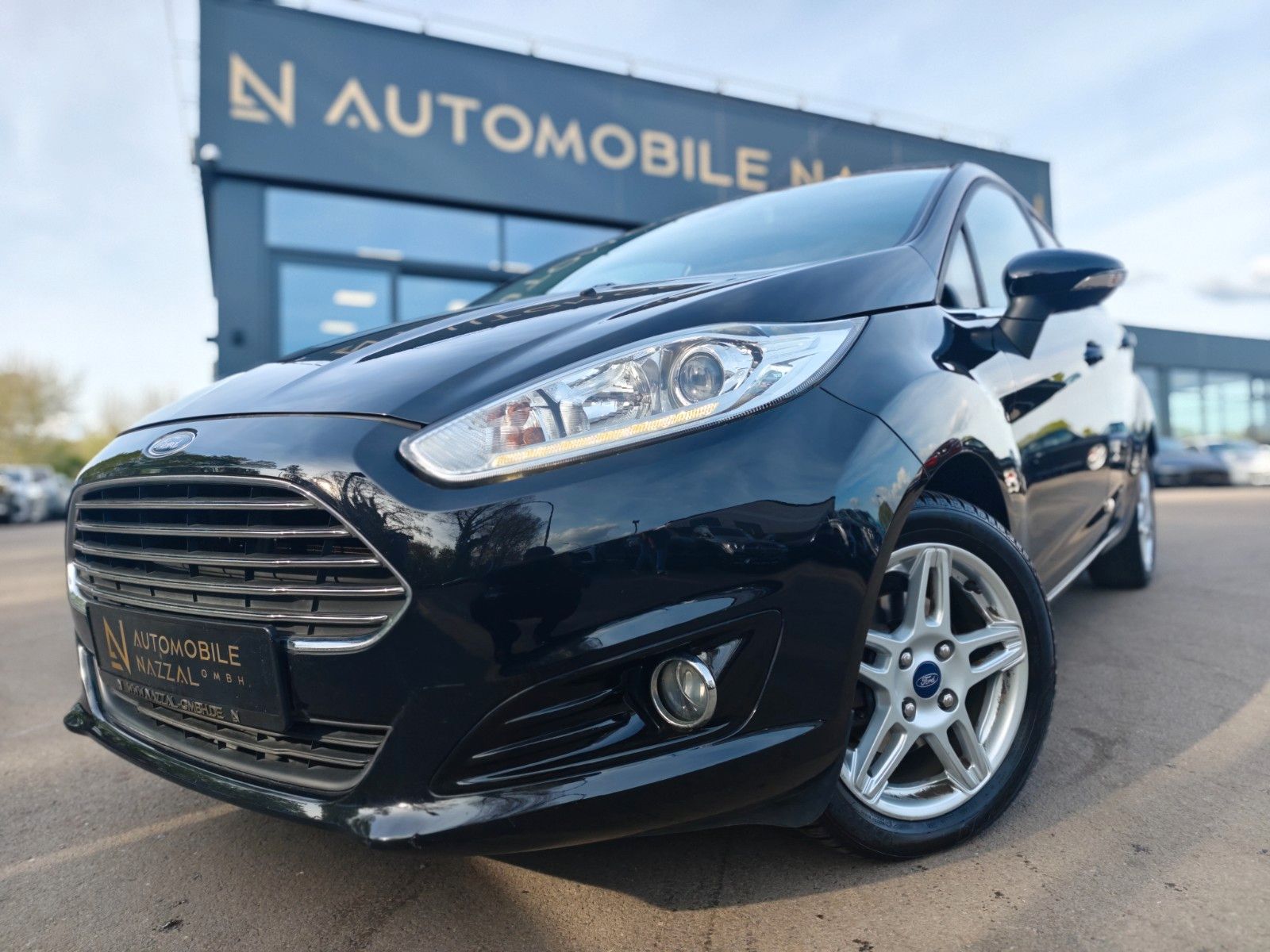 Fahrzeugabbildung Ford FIESTA TITANIUM *SHZ*ALU*KLIMA*NAVI*