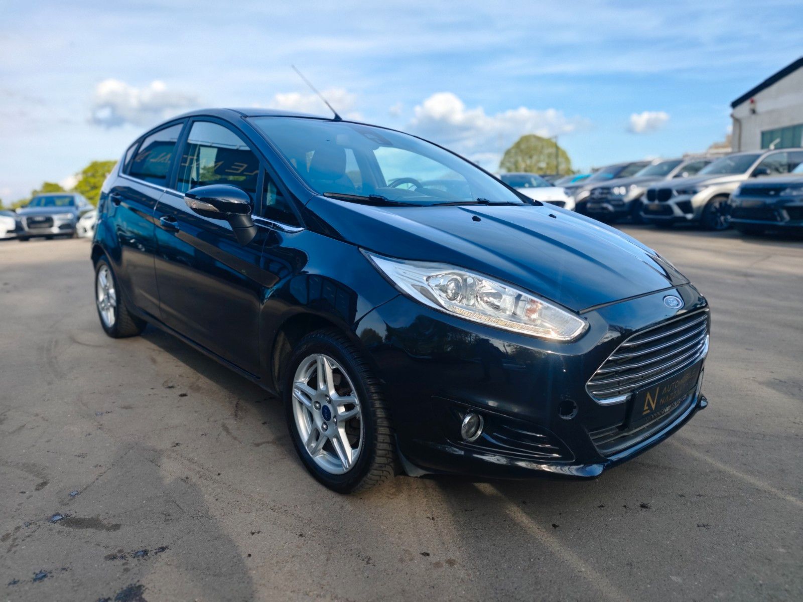 Fahrzeugabbildung Ford FIESTA TITANIUM *SHZ*ALU*KLIMA*NAVI*