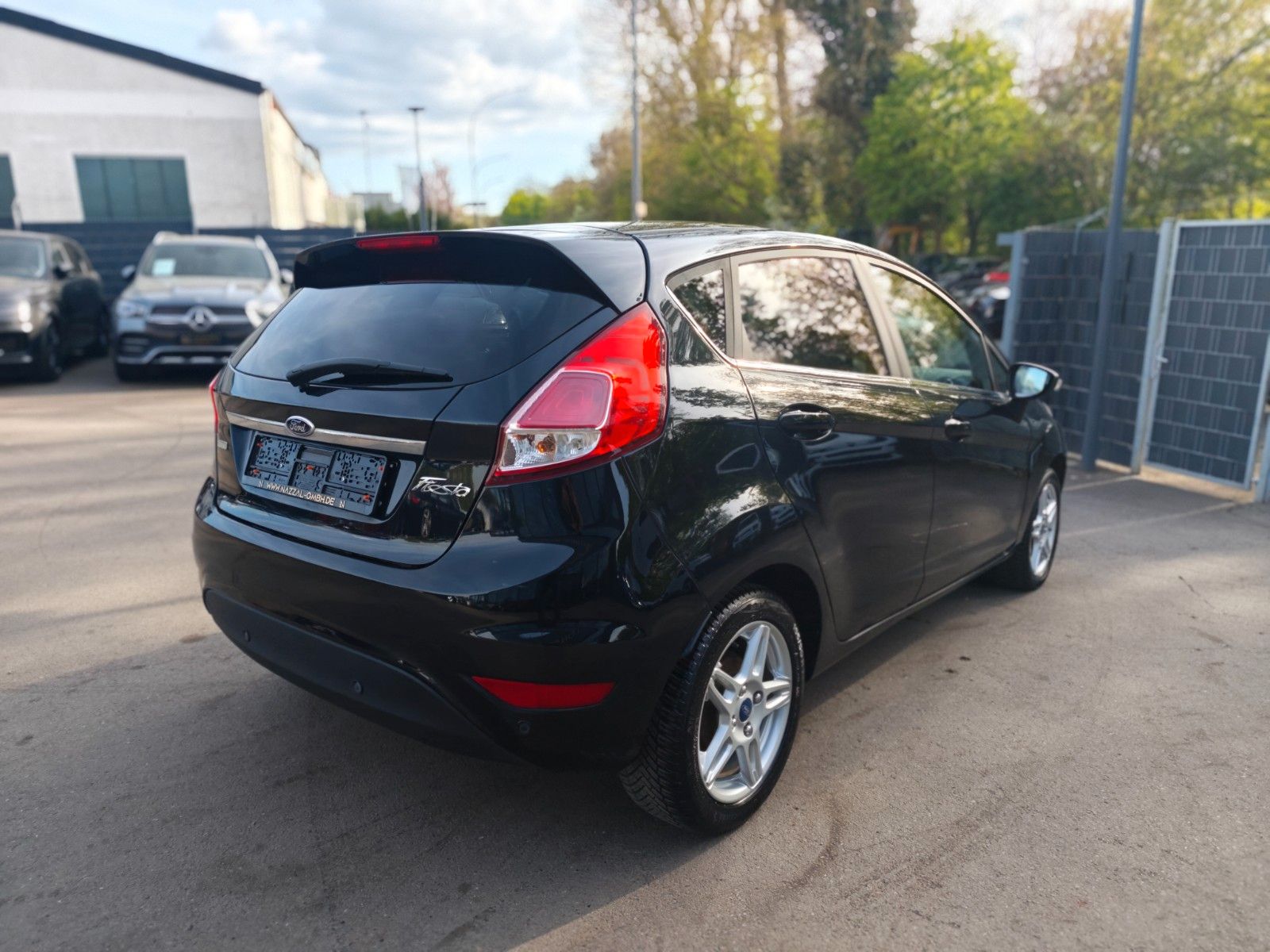 Fahrzeugabbildung Ford FIESTA TITANIUM *SHZ*ALU*KLIMA*NAVI*