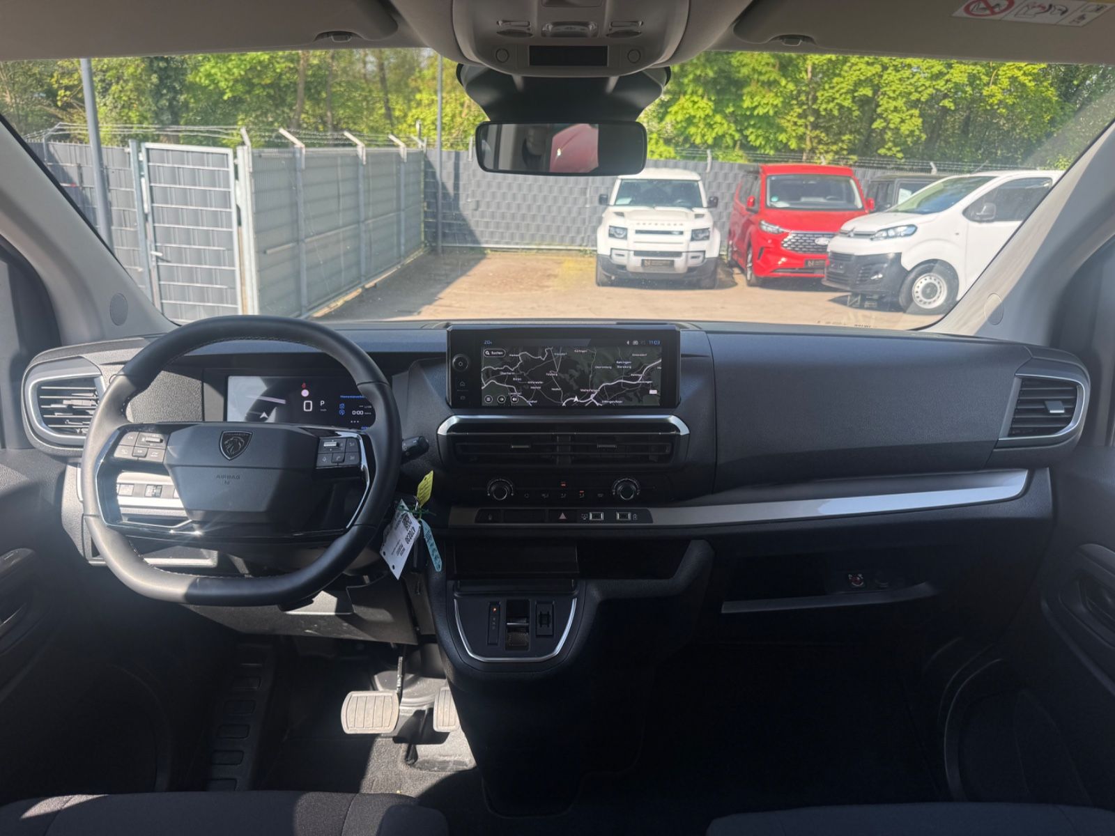 Fahrzeugabbildung Peugeot TRAVELLER ACTIVE L2*FACELIFT*8.SITZER*KAM*NAVI*