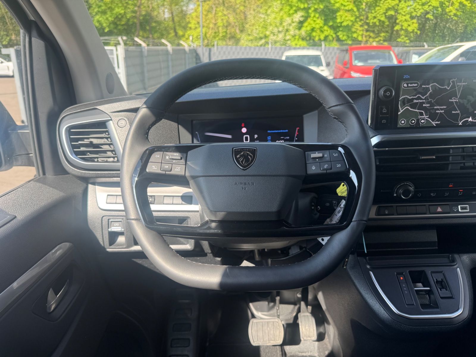 Fahrzeugabbildung Peugeot TRAVELLER ACTIVE L2*FACELIFT*8.SITZER*KAM*NAVI*