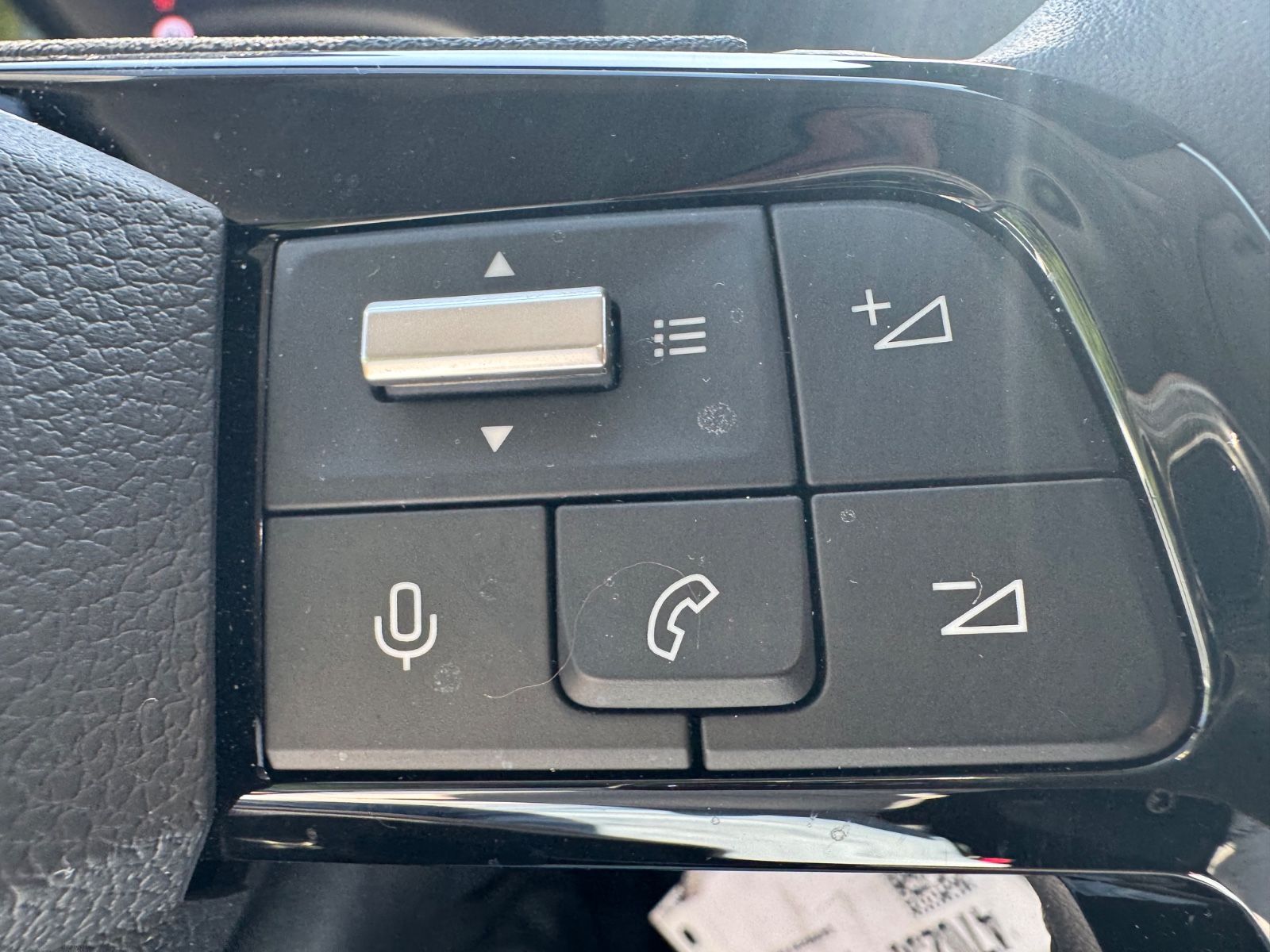 Fahrzeugabbildung Peugeot TRAVELLER ACTIVE L2*FACELIFT*8.SITZER*KAM*NAVI*