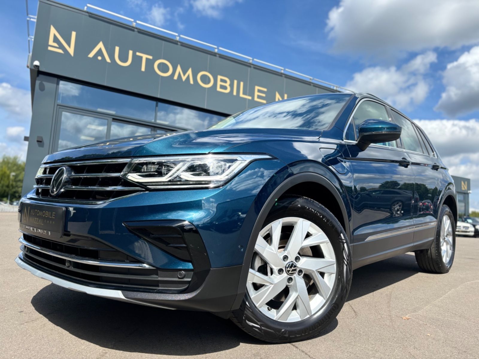 Fahrzeugabbildung Volkswagen TIGUAN ELEGANCE PLUG IN HYBRID*LED*NIGHTS-BLUE*