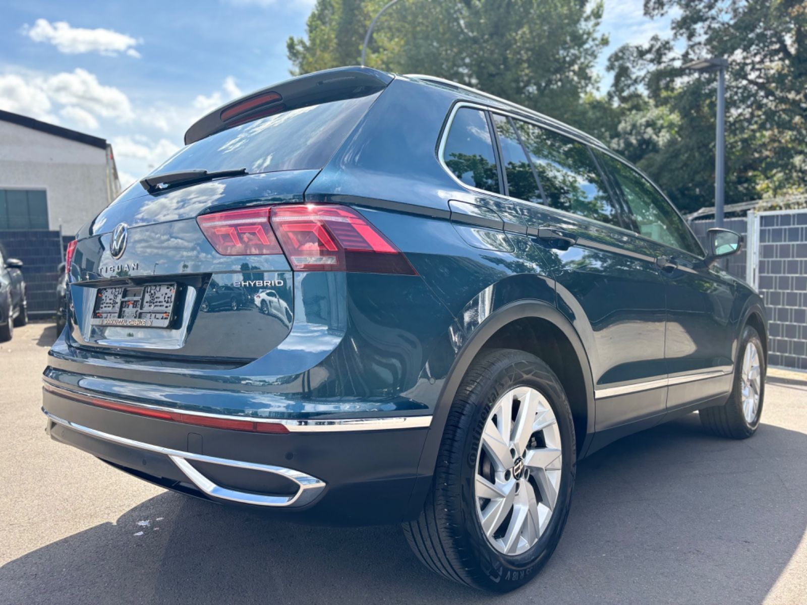 Fahrzeugabbildung Volkswagen TIGUAN ELEGANCE PLUG IN HYBRID*LED*NIGHTS-BLUE*