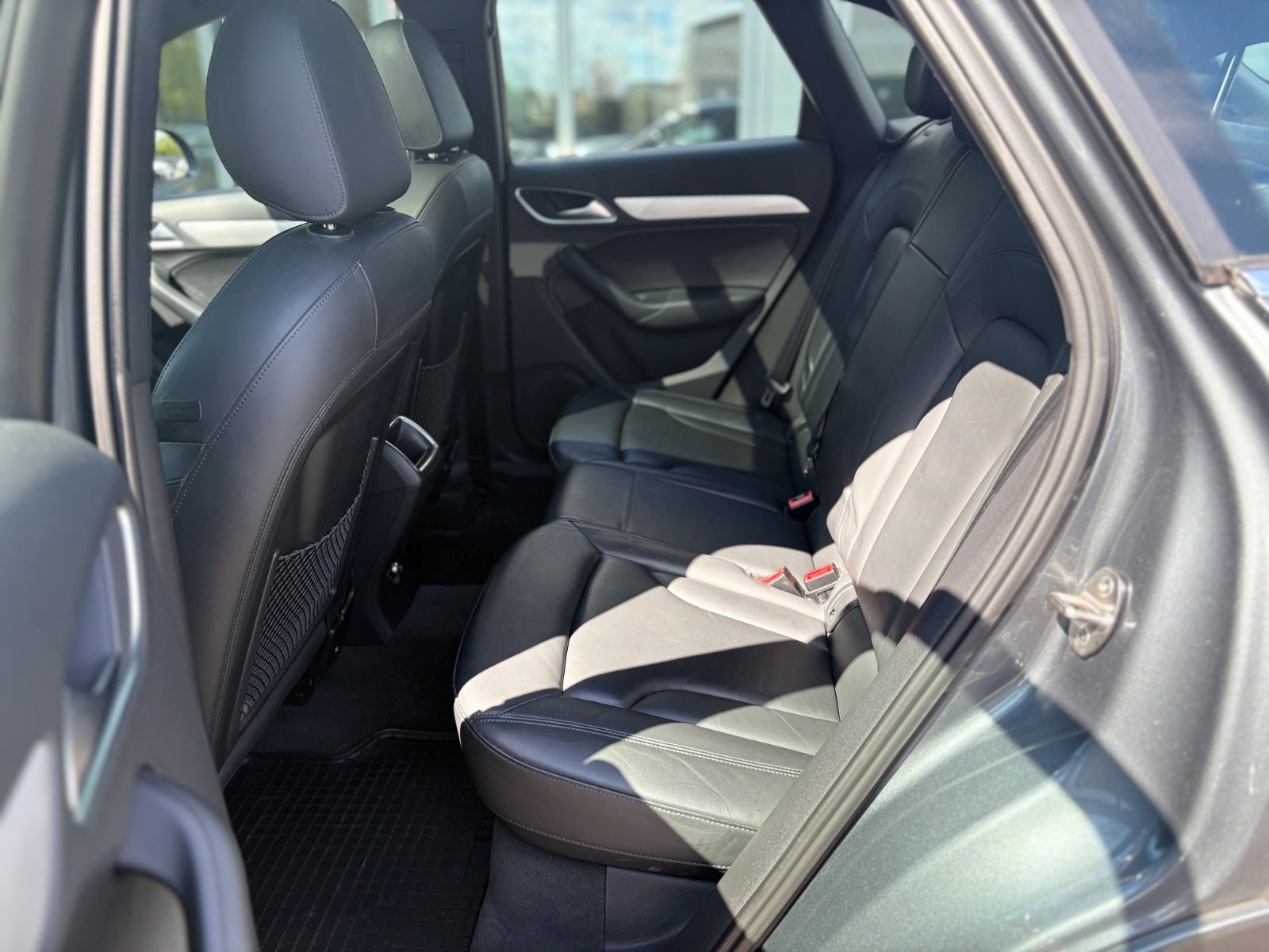 Fahrzeugabbildung Audi Q3 SPORT QUATTRO *S-LINE*PANO*NAVI*LEDER*