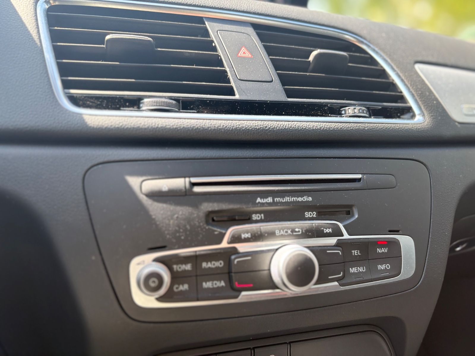 Fahrzeugabbildung Audi Q3 SPORT QUATTRO *S-LINE*PANO*NAVI*LEDER*