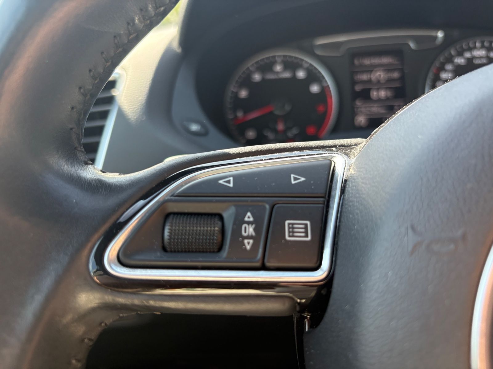 Fahrzeugabbildung Audi Q3 SPORT QUATTRO *S-LINE*PANO*NAVI*LEDER*