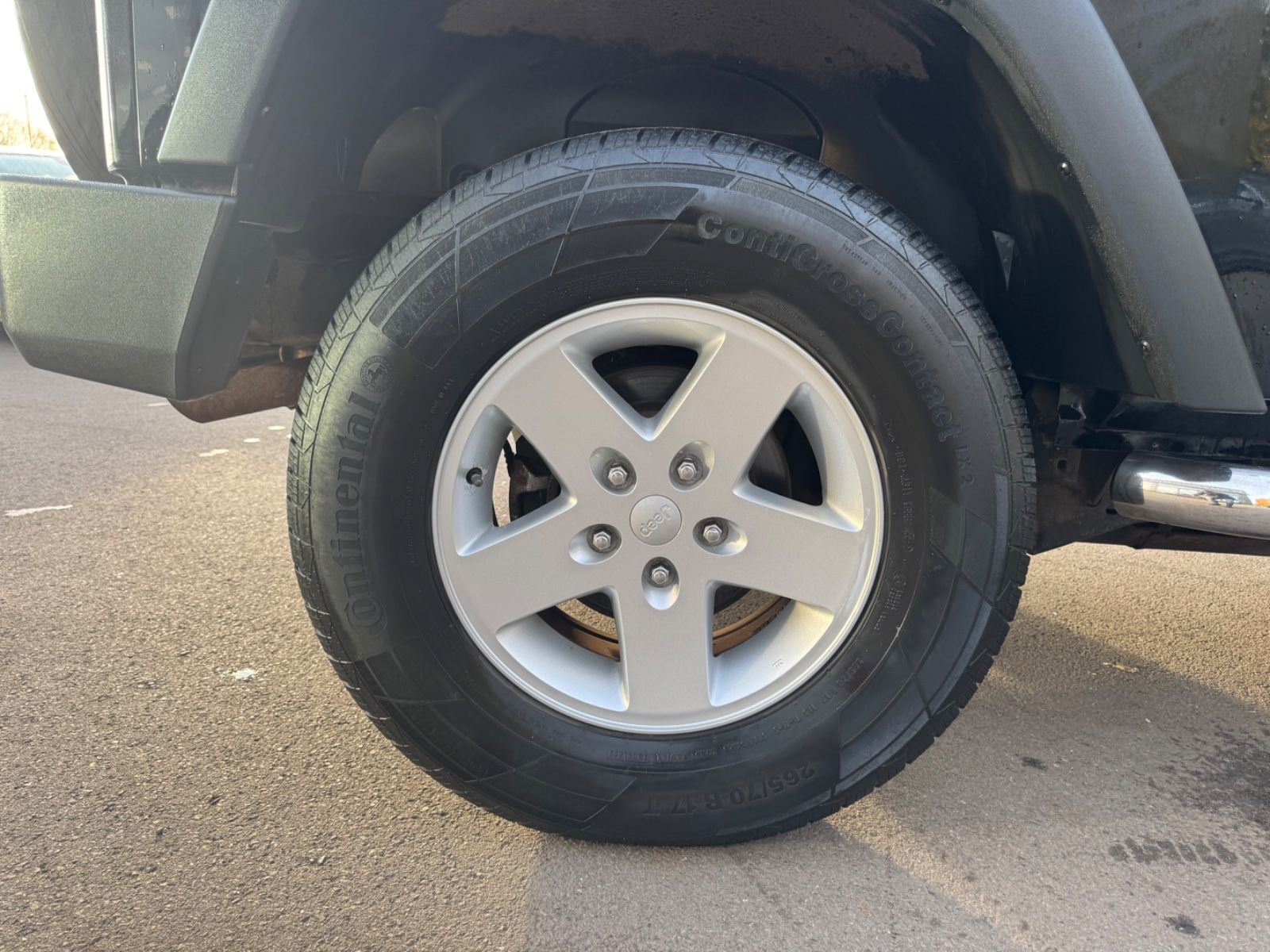 Fahrzeugabbildung Jeep WRANGLER UNLIMITED SPORT 2.8 CRD*NAVI*4X4*AHK*